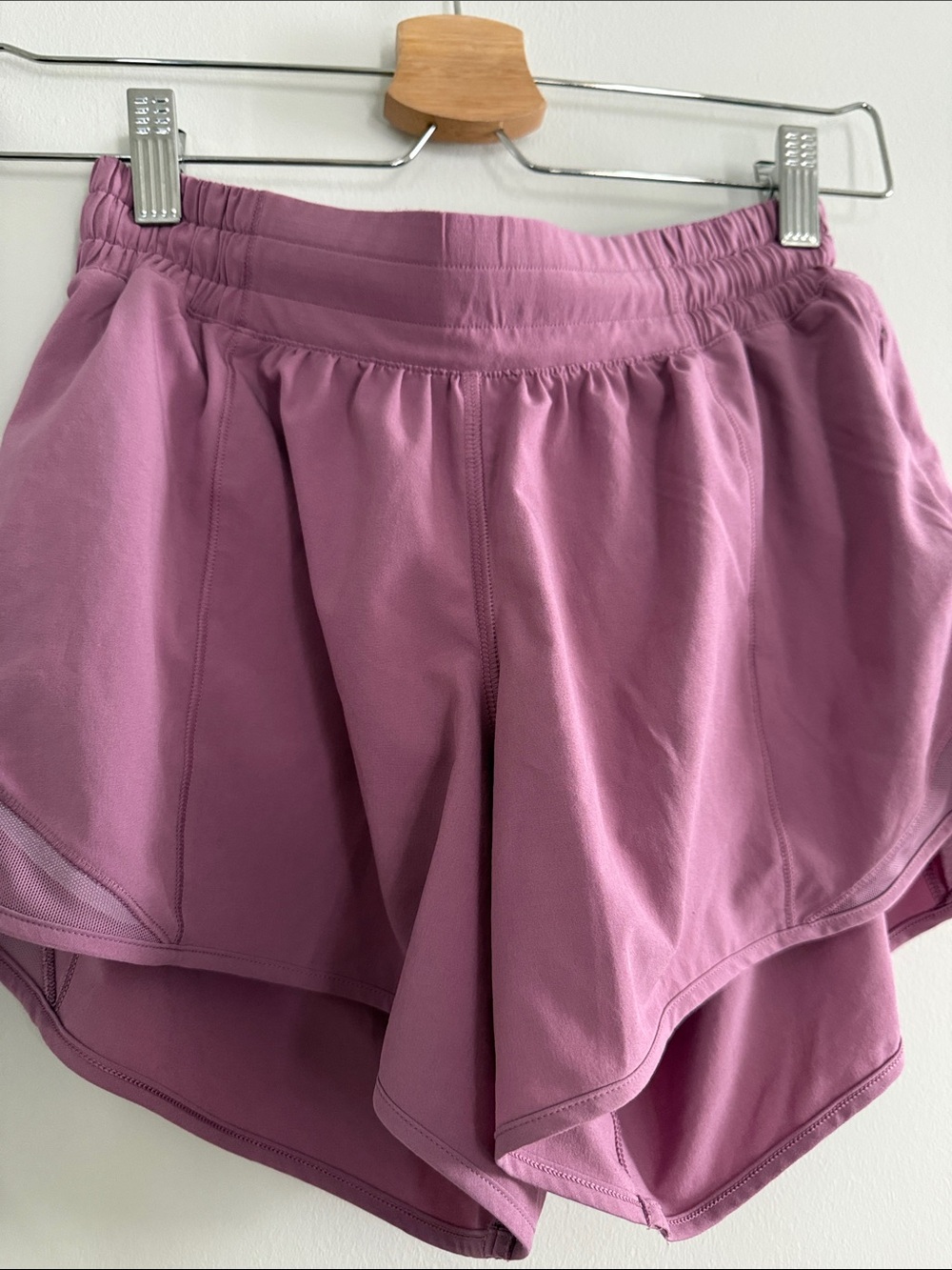 lululemon athletica Dusty Plum Hotty Hot Shorts - Picture 3 of 3